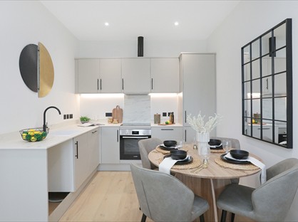 1 Bed Flat, Montpellier House, GL50