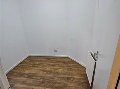 Room in a Shared House, Manchester Road, BL3