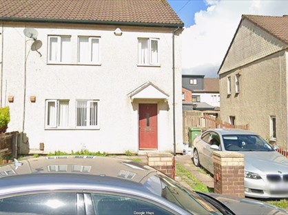 3 Bed Semi-Detached House, Litherland Road, BL3