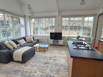 2 Bed Flat, Edinburgh, EH1