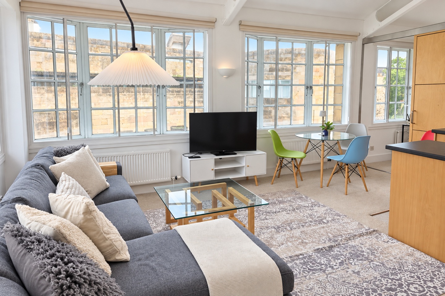 2 Bed Flat, Edinburgh, EH1