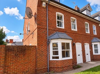 4 Bed Semi-Detached House, Elgar Bretts Court, CT1
