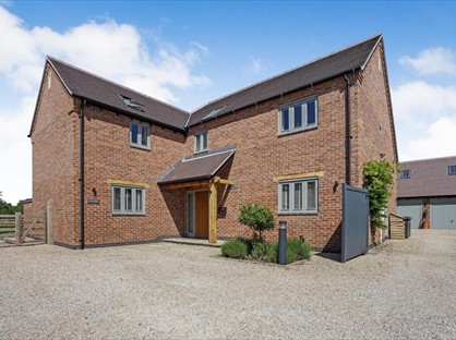 4 Bed Detached House, Main St, CV13