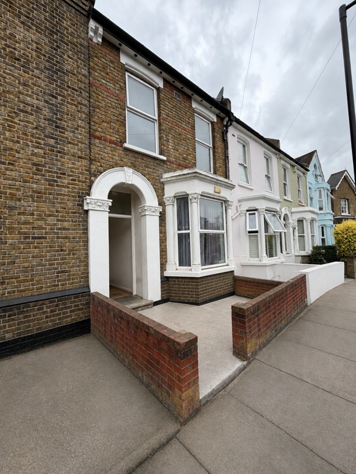 5 Bed Terraced House, Elm Grove, SE15