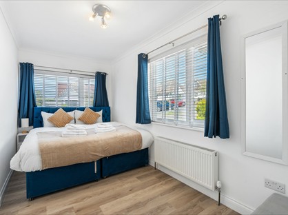 4 Bed Detached House, Farm Hill, BN2