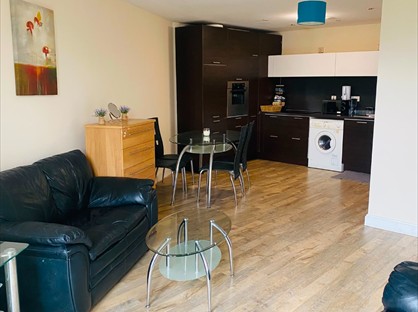2 Bed Flat, St Johns Walk, B5