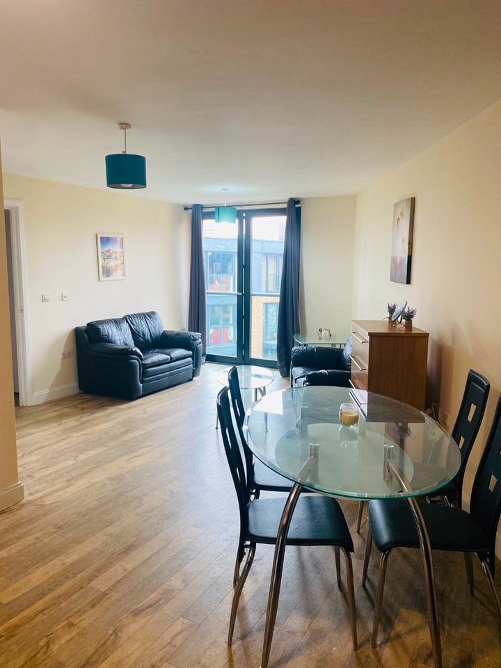 2 Bed Flat, St Johns Walk, B5 photo 4