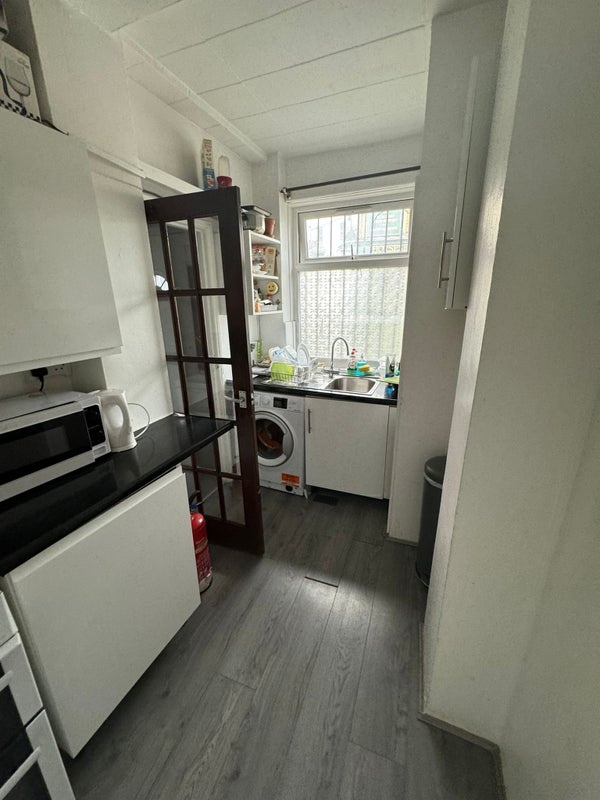 Room in a Shared Flat, Tower Bridge Road, SE1 photo 2