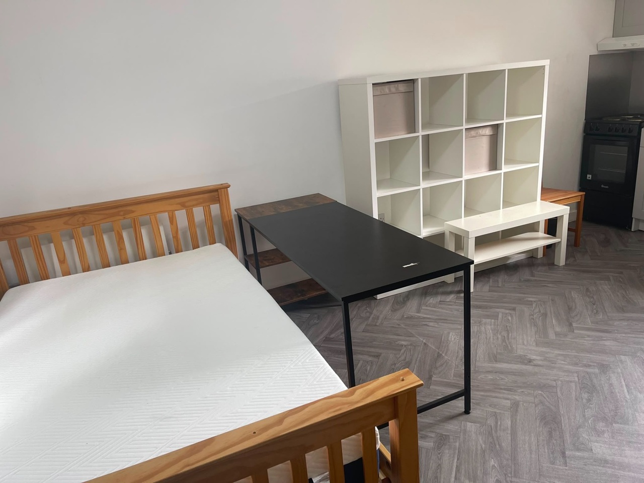 Studio Flat, Roman Way, B15 photo 2
