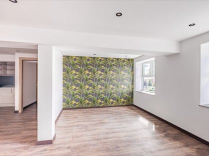 2 Bed Flat, Standish Court, PR7