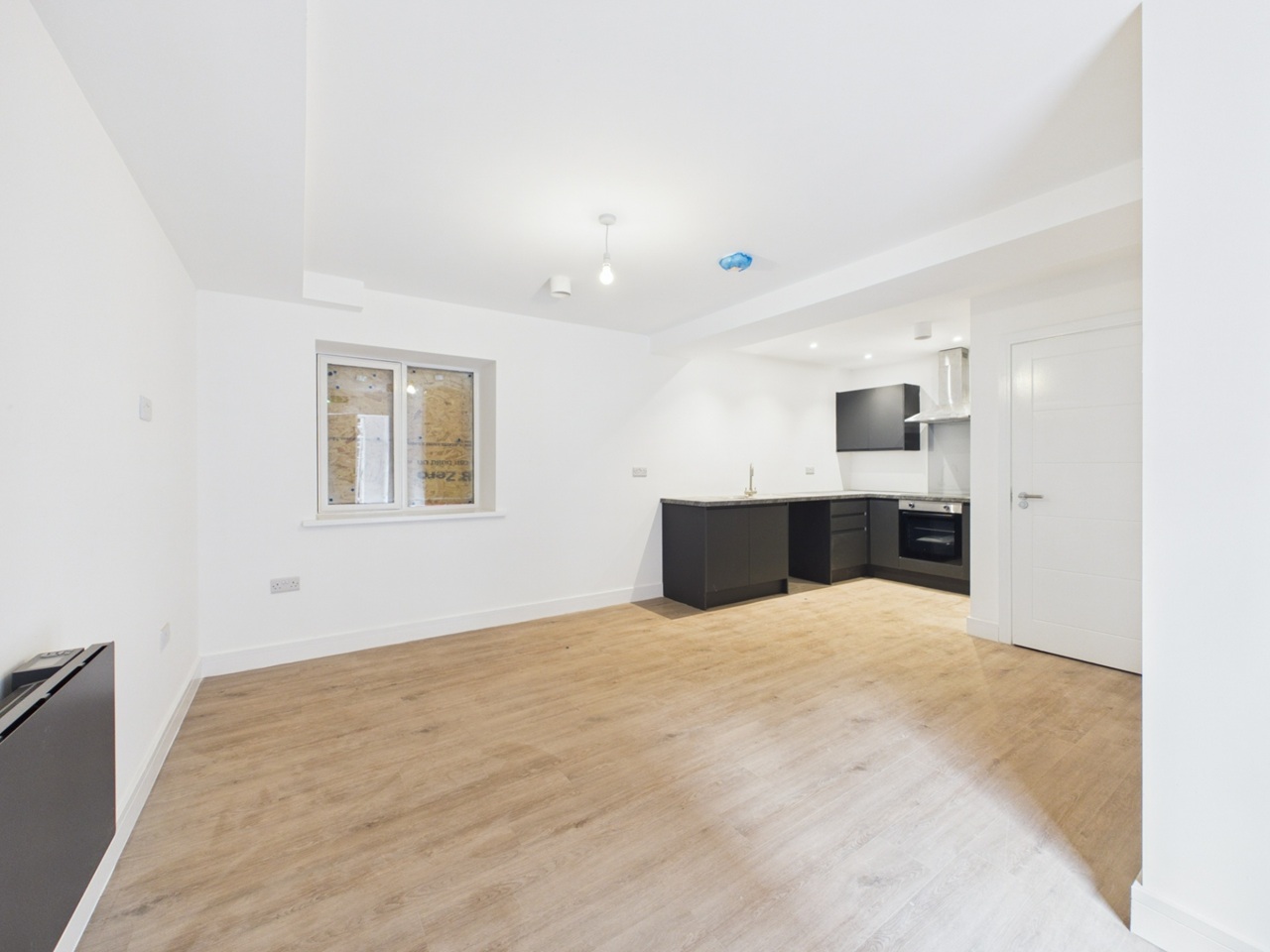 1 Bed Flat, Pocklingtons Walk, LE1 photo 5
