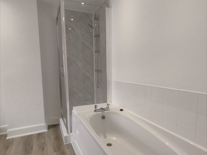 3 Bed Flat, Croydon Road, CR3
