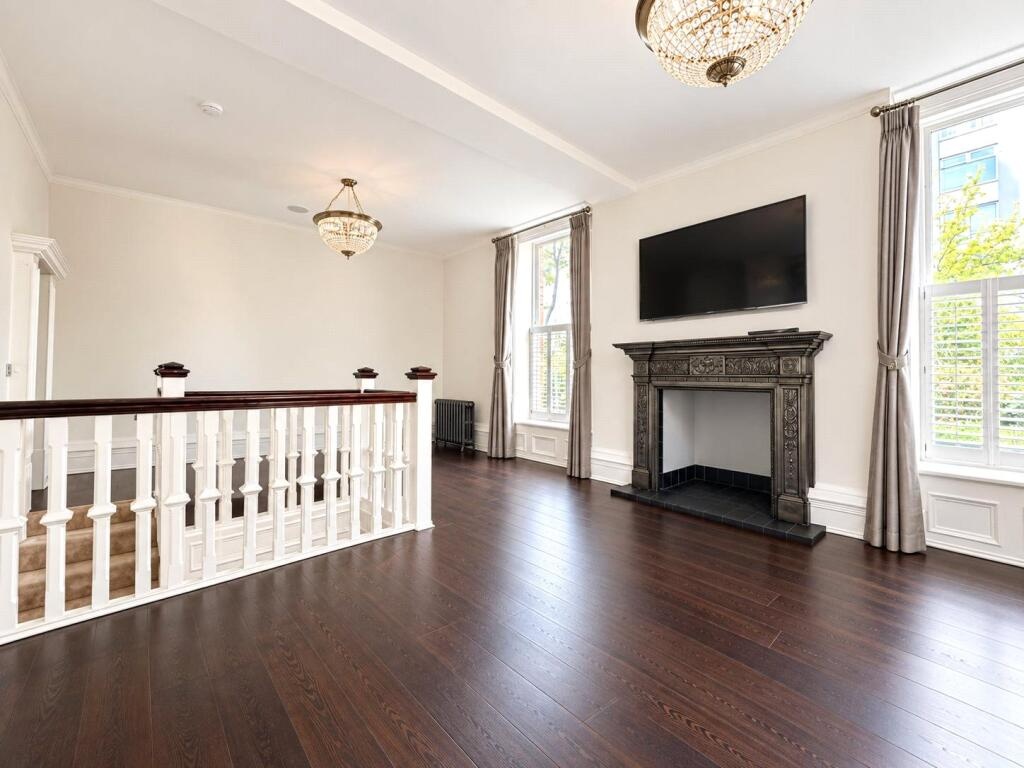 4 Bed Flat, Croxteth Road, L8 photo 4