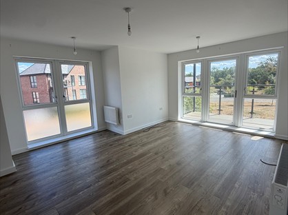 1 Bed Flat, The Stables, RG2