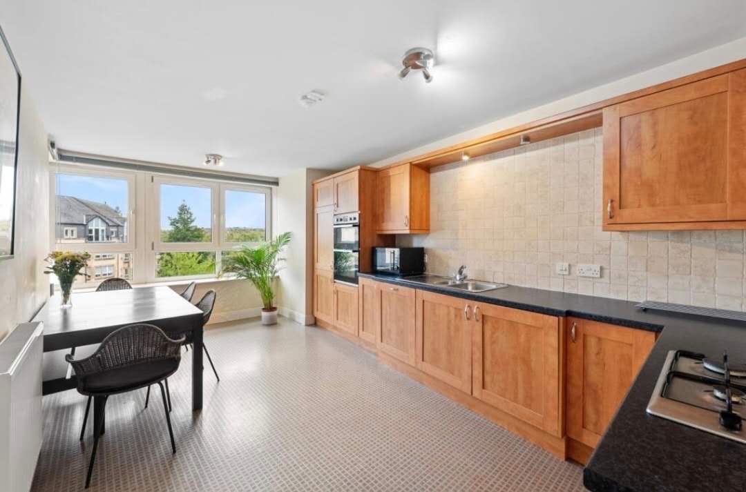 Room in a Shared Flat, Crow Road, G11 photo 2