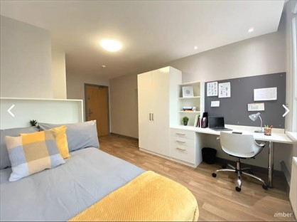 Room in a Shared House, City Center Belfast, BT1