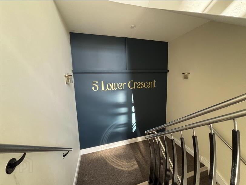 2 Bed Flat, Lower Crescent, BT7 photo 2