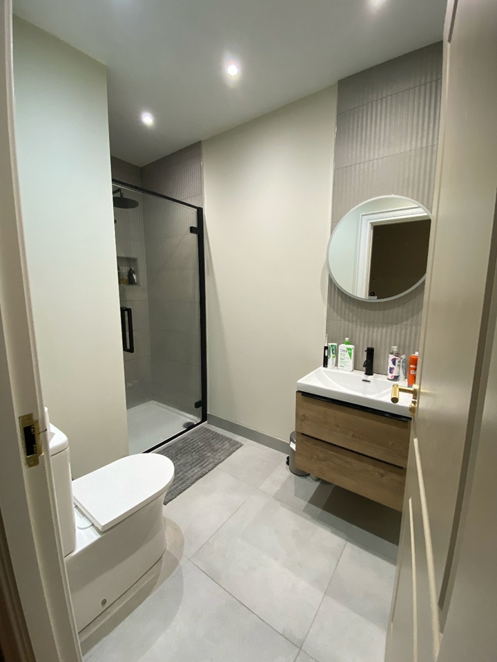 2 Bed Flat, Lower Crescent, BT7 photo 5