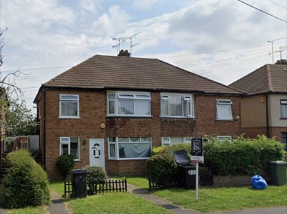 2 Bed Flat, Doddinghurst Road, CM15