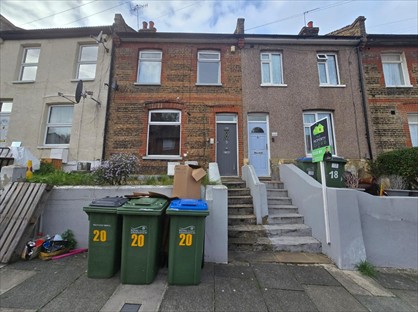 2 Bed Flat, Parkdale Road, SE18