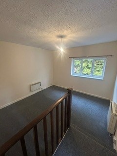 2 Bed Flat, Thorold Road, SO18 photo 2