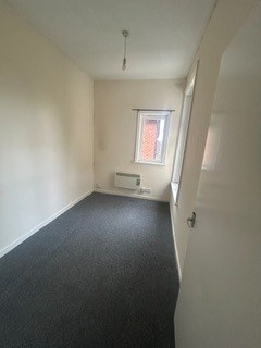 2 Bed Flat, Thorold Road, SO18 photo 4