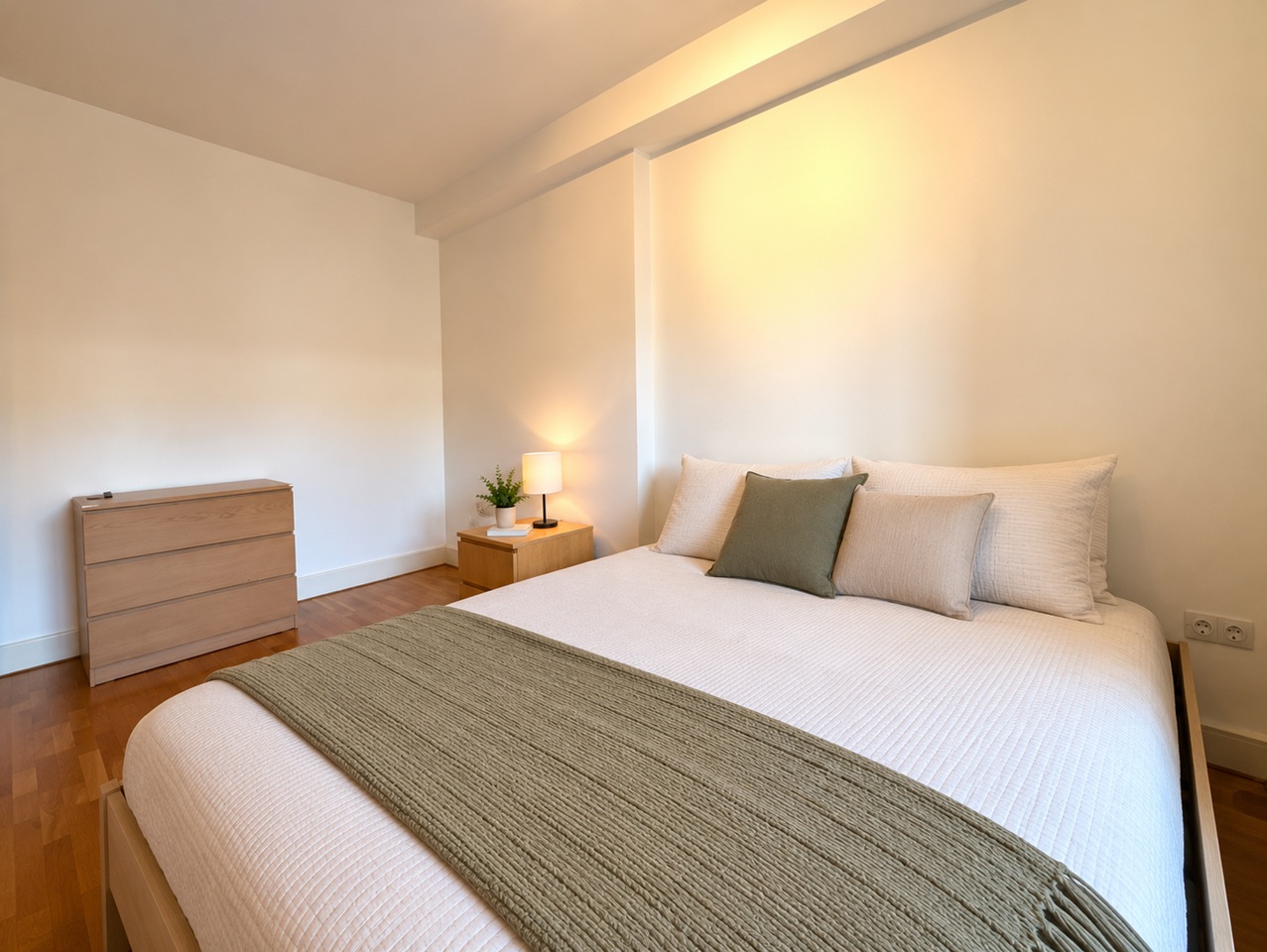 1 Bed Flat, Old Kent Road, SE1 photo 5