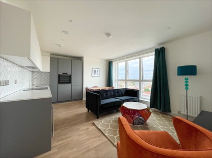 2 Bed Flat, Edwin House, UB1