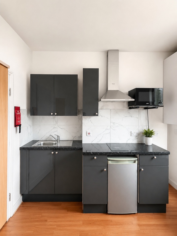 Studio Flat, Finchley Road, NW3 photo 2