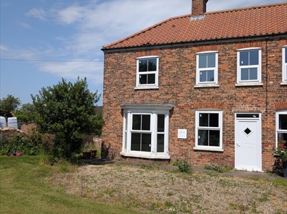 3 Bed Semi-Detached House, Grange Farm Cottage, DN21