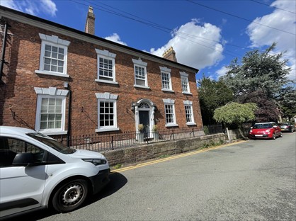 5 Bed Semi-Detached House, Rectory Lane, CH5