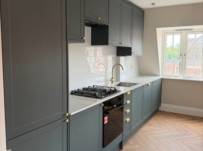 2 Bed Flat, High St, BR6