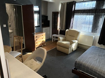 Room in a Shared House, Cranbrook Road, IG1