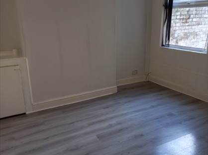 3 Bed End Terrace, Nixon St, L4
