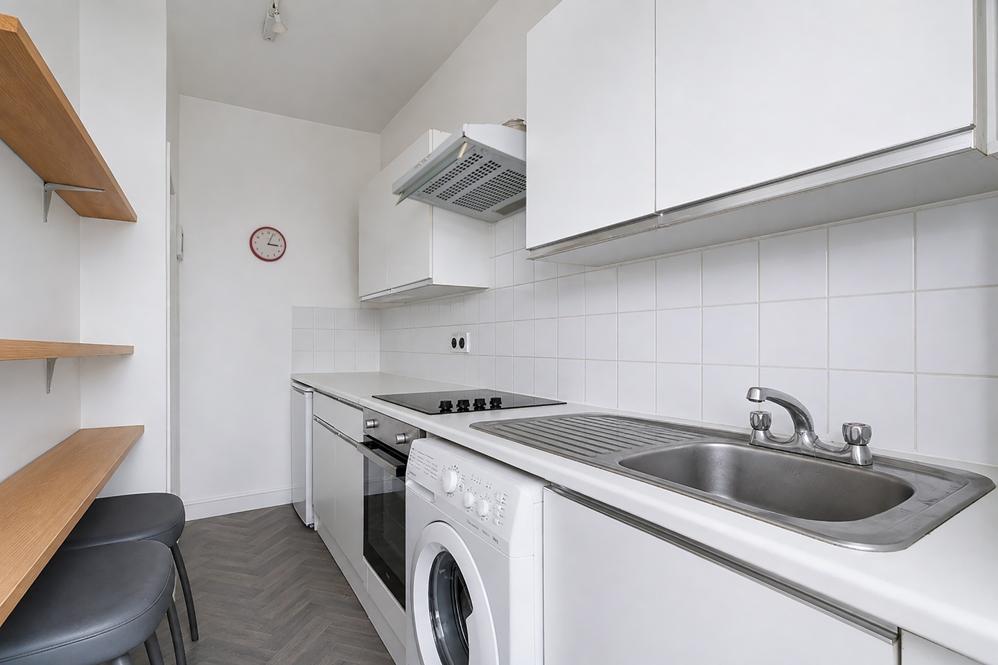 2 Bed Flat, Ladbroke Grove, W10 photo 5