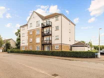 2 Bed Flat, Crown Crescent, FK5