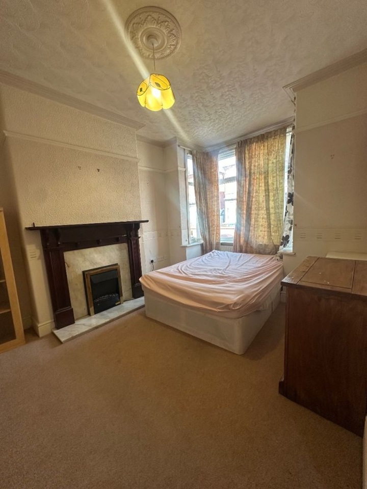 3 Bed Detached House, Haddon St, M6