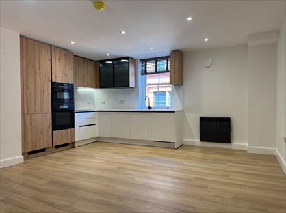 2 Bed Flat, Banking Quarter, BS3