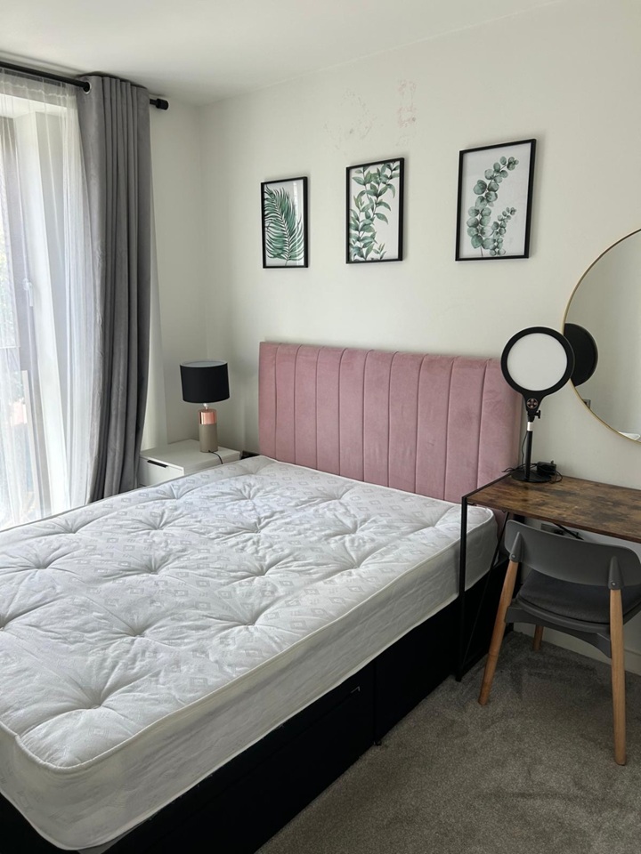 4 Bed Flat, Oxygen Tower, M1 photo 3