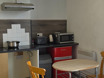 Studio Flat, Brearton St, BD1