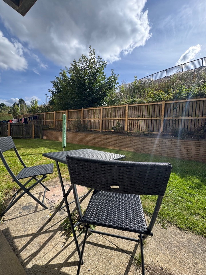 3 Bed Flat, Duff Street, EH11 photo 3