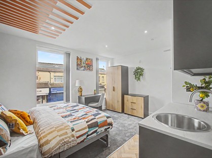 Room in a Shared House, Gorton Road, SK5