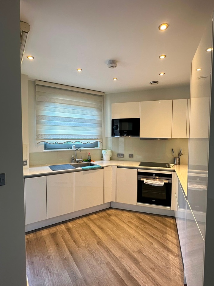 1 Bed Flat, Boleyn Road, N16 photo 2