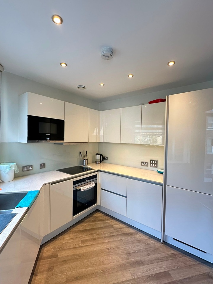 1 Bed Flat, Boleyn Road, N16 photo 3
