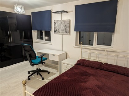 Room in a Shared House, Flack End, CB4