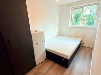 Room in a Shared Flat, Clifton Way, SE15