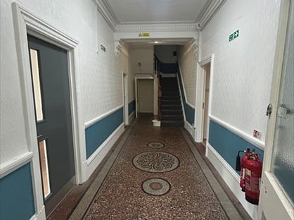 1 Bed Flat, Brentwood, BL9