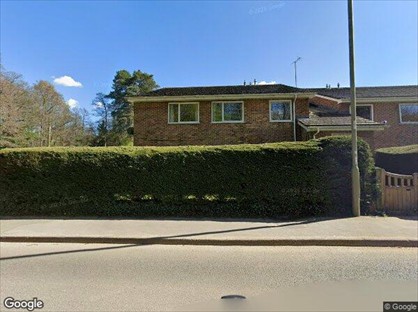 2 Bed Flat, Chalet Hill, GU35
