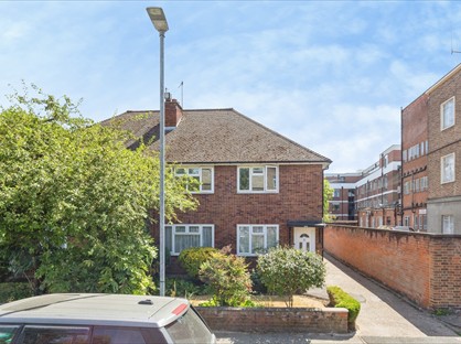 2 Bed Maisonette, Woodlands Avenue, HA4