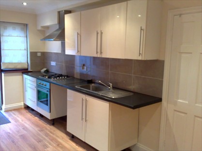 1 Bed Flat, St Nicholas Avenue, RM12